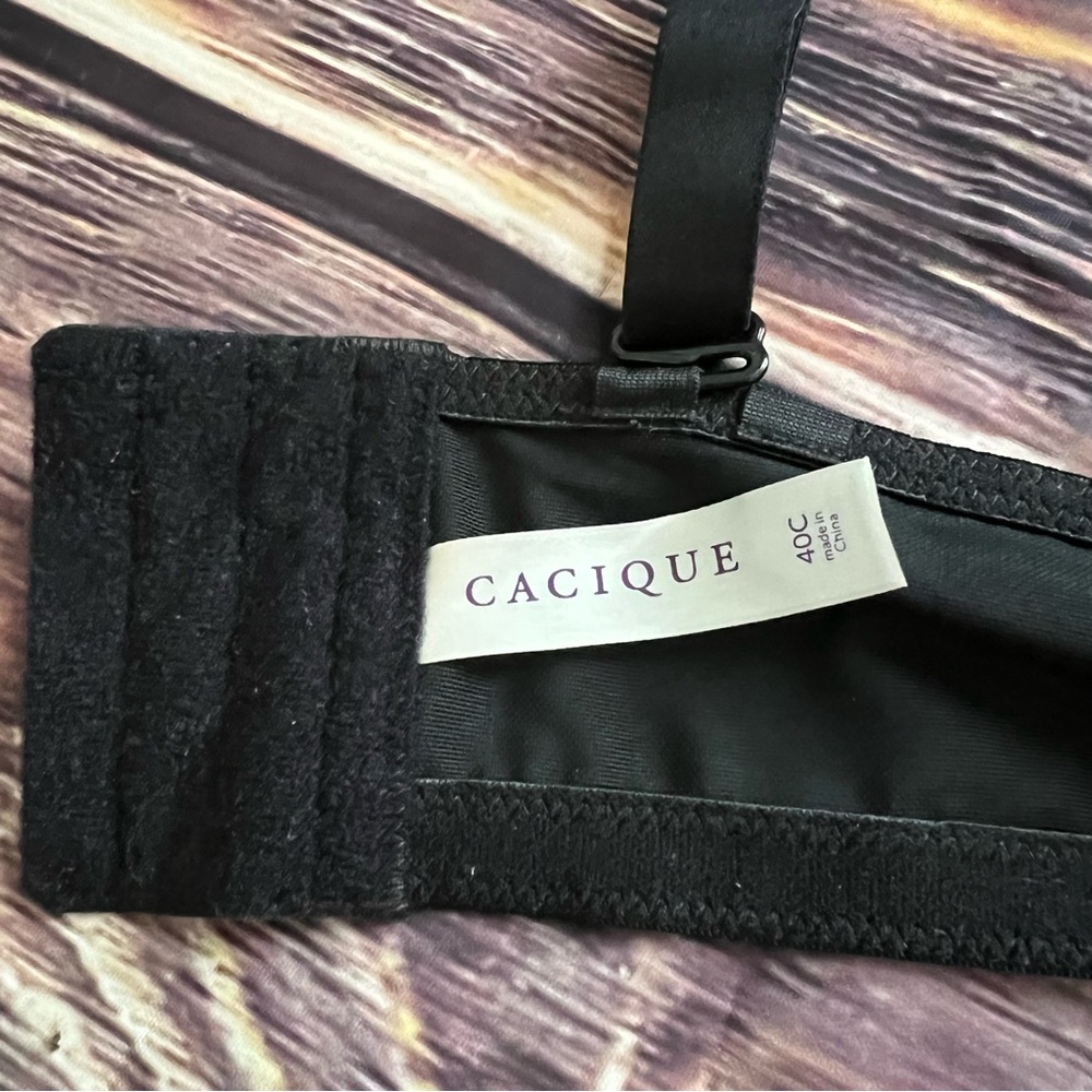 🖤Cacique 40C Cooling Plunge Bra🖤 - Picture 3 of 4